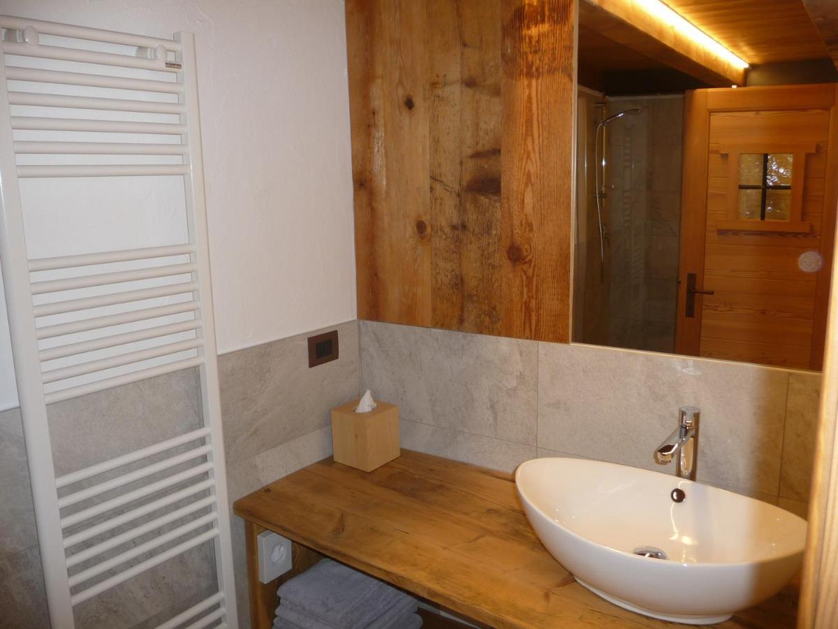 Beb Luca76 Bed & Breakfast Avise Dış mekan fotoğraf